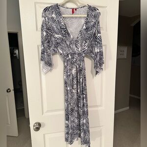 548 blue and white midi dress